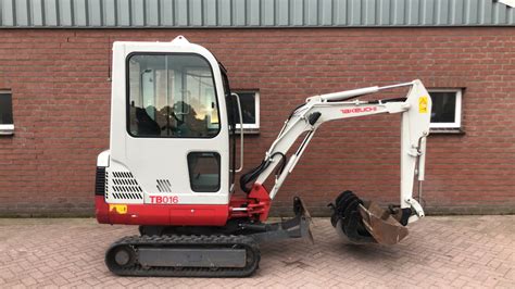 1.6 ton takeuchi